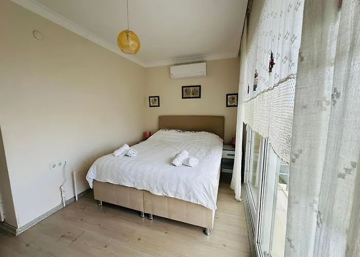 Evalacati - Villa Harnup- Detached House With Private Pool And Garden met een Zwembad