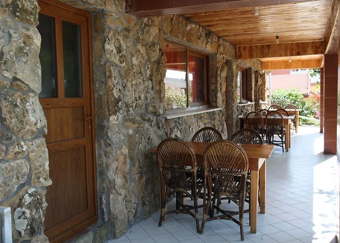 Uysallar Koy Evi İmroz