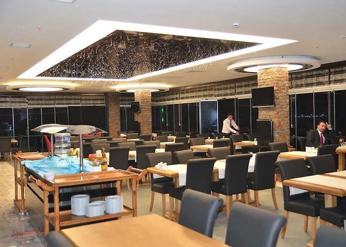 Van Hotels