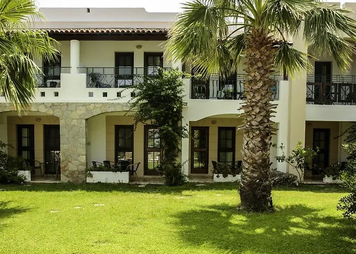 Huisdiervriedelijke Izer Hotel Beach Club Torba