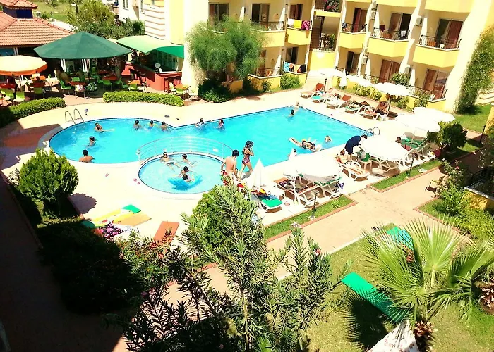 Summer Rose Hotel Side