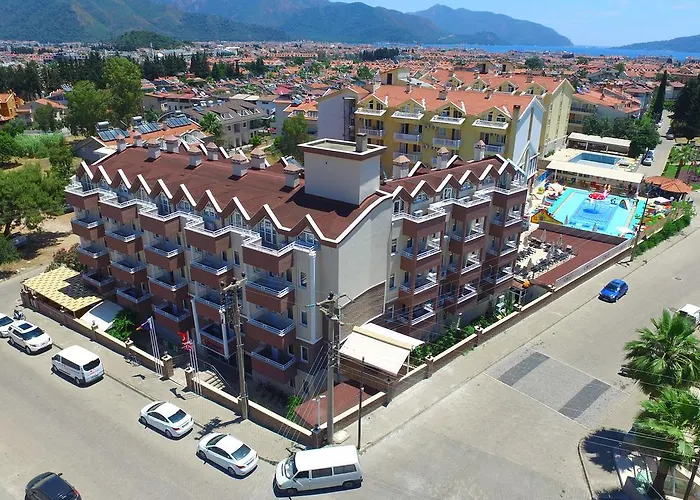 Comet De Luxe Marmaris