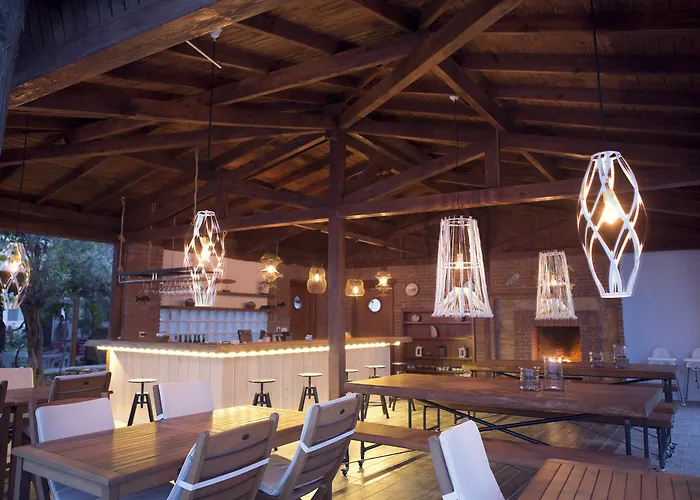 Готель Vira Demir Мармарис