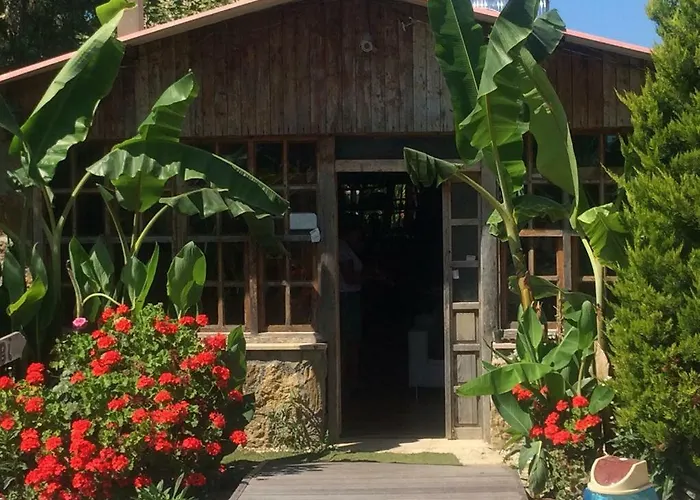 Nostalgia World Boutique Hotel Kızılot