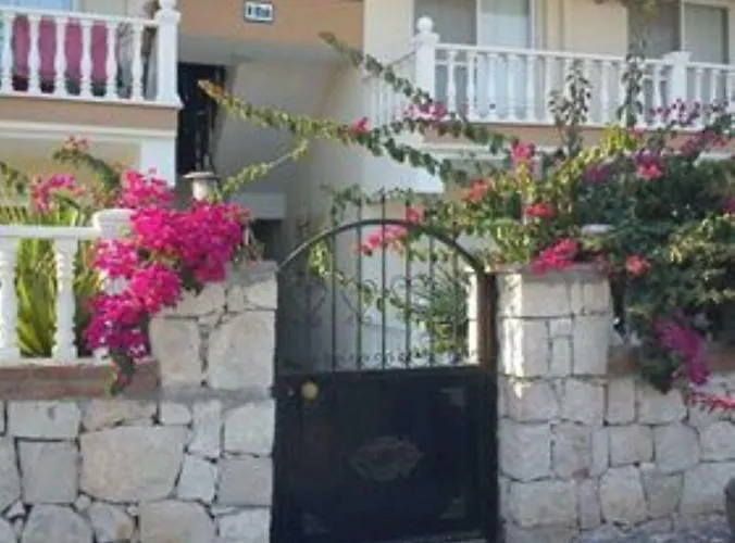 2 Bedroom apt, 6 + 2 guests - CS 2019 - 40 Didim