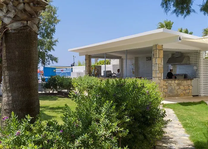 Charm Beach Hotel Turgutreis